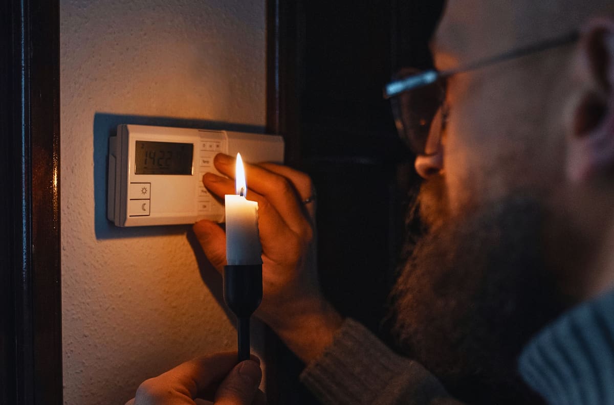 Hasta 9 horas sin luz: Enel confirma suspensión en el suministro para este domingo 7 de junio en nueve comunas de Santiago