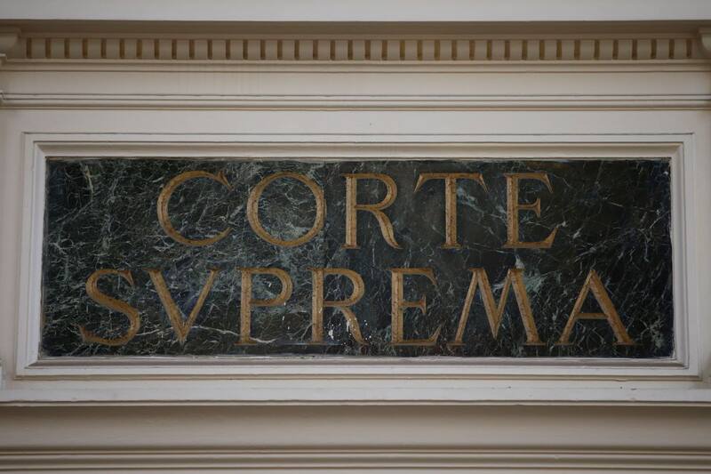 El tribunal fijó prima GES y ordenó resolver caso a caso sobre devoluciones de las Isapres.