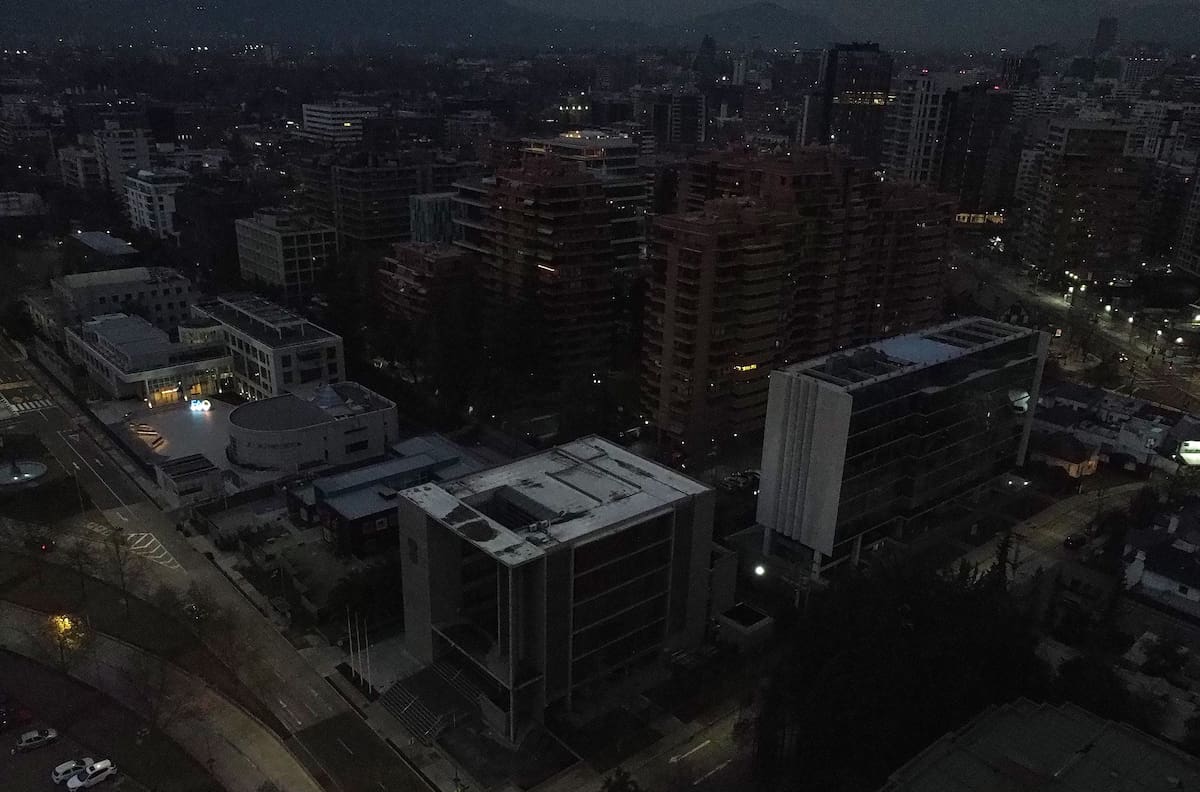 Maipú, Santiago y otras cinco comunas: Enel confirma cortes de luz para este jueves 31 de julio en la RM