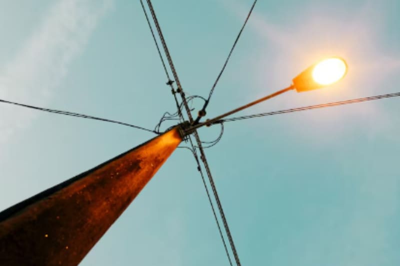 Estas son las 10 comunas que tendrán interrupciones en su suministro eléctrico.
Créditos: Freepik.