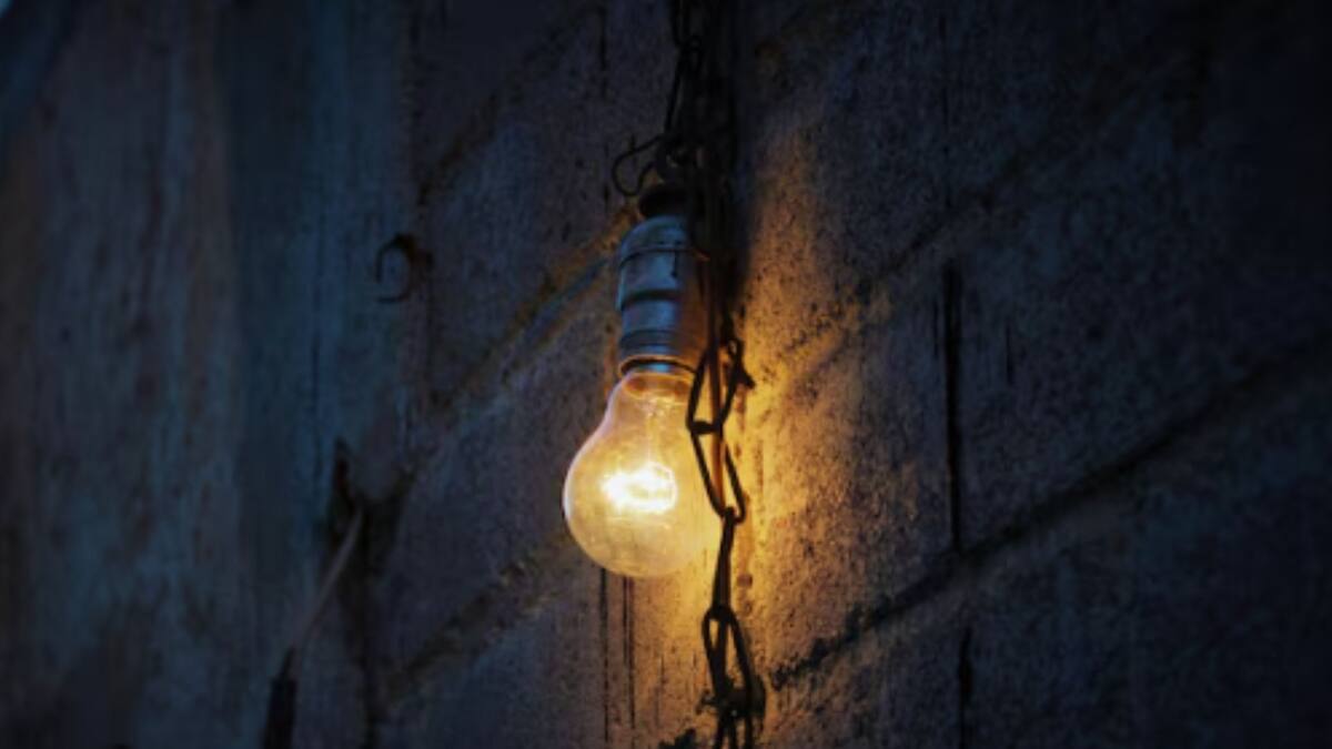 Enel confirma cortes de luz para este sábado 3 de enero: Solo una comuna de la RM se va a ver afectada