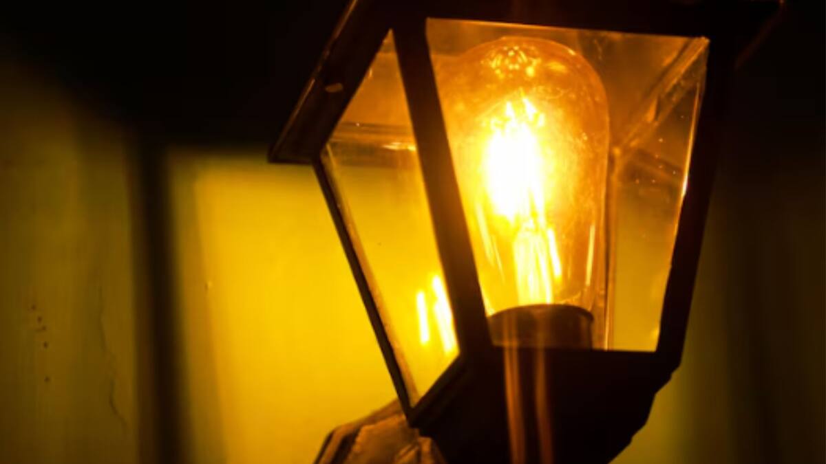 Enel confirmó cortes de luz para este lunes 9 de febrero: 10 comunas de la RM van a tener interrupciones en su suministro