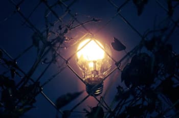 Enel confirmó cortes de luz para este jueves 11 de diciembre: Diez comunas de la Región Metropolitana serán afectadas