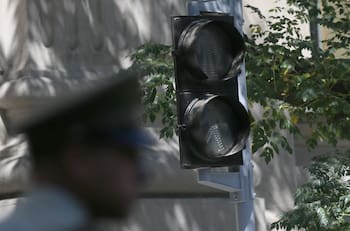 Cortes de luz afectarán a tres de las principales comunas de la Región Metropolitana este domingo 9 de noviembre