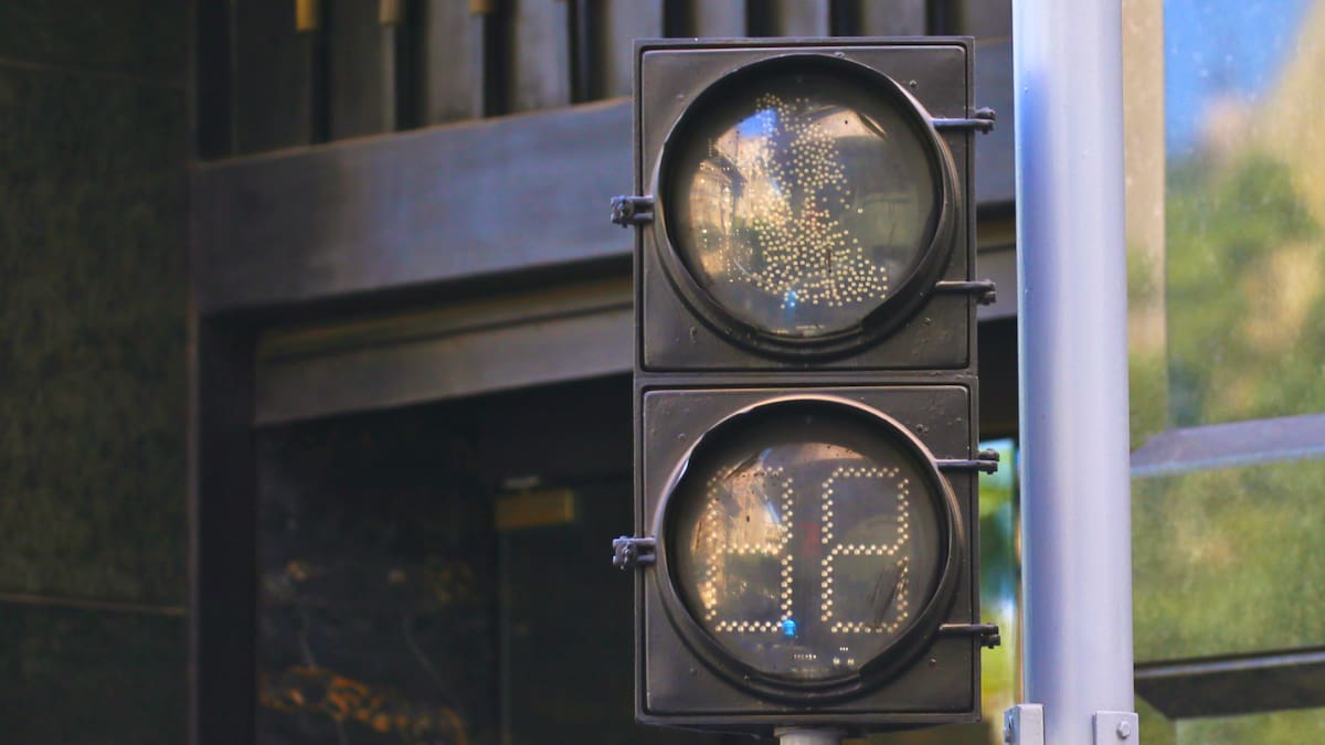 Cortes de luz en Santiago este sábado 4 de abril: uno afectará las cercanías del Costanera Center