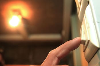 Cortes de luz programados en Santiago: Las comunas que se verán afectadas por hasta 7 horas este sábado