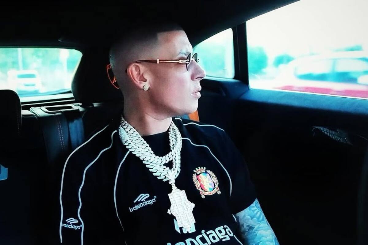 regresa a Chile.