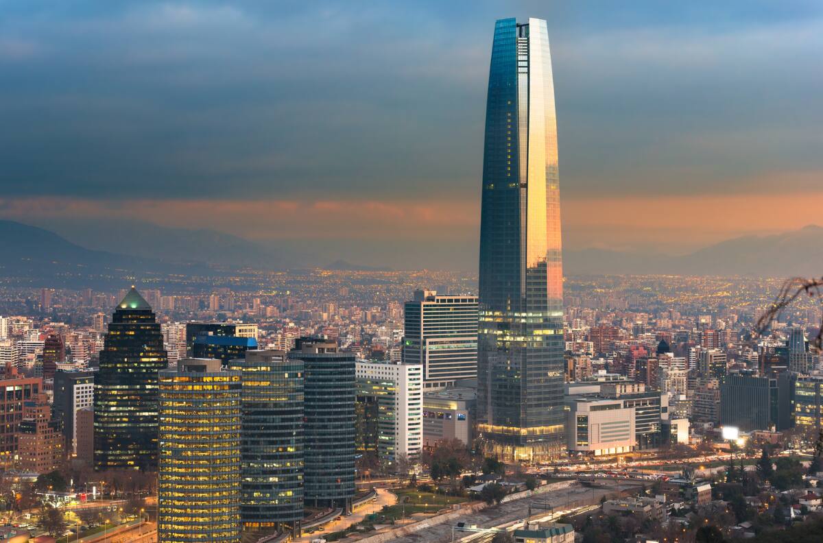 Costanera Center comienza con la venta de oficinas premium en los niveles más altos del rascacielos