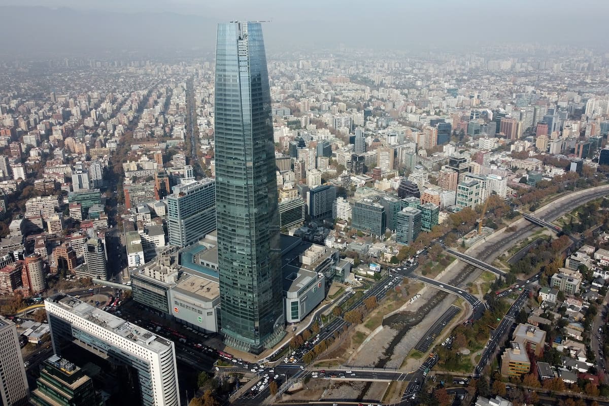 Empresas como Mercado Libre y Equifax buscan ubicarse en estas oficinas disponibles en los pisos más altos de la torre.
