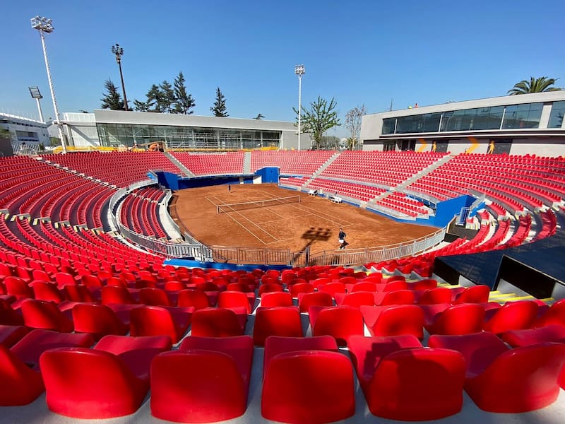 El remozado Court Central del Estadio Nacional.