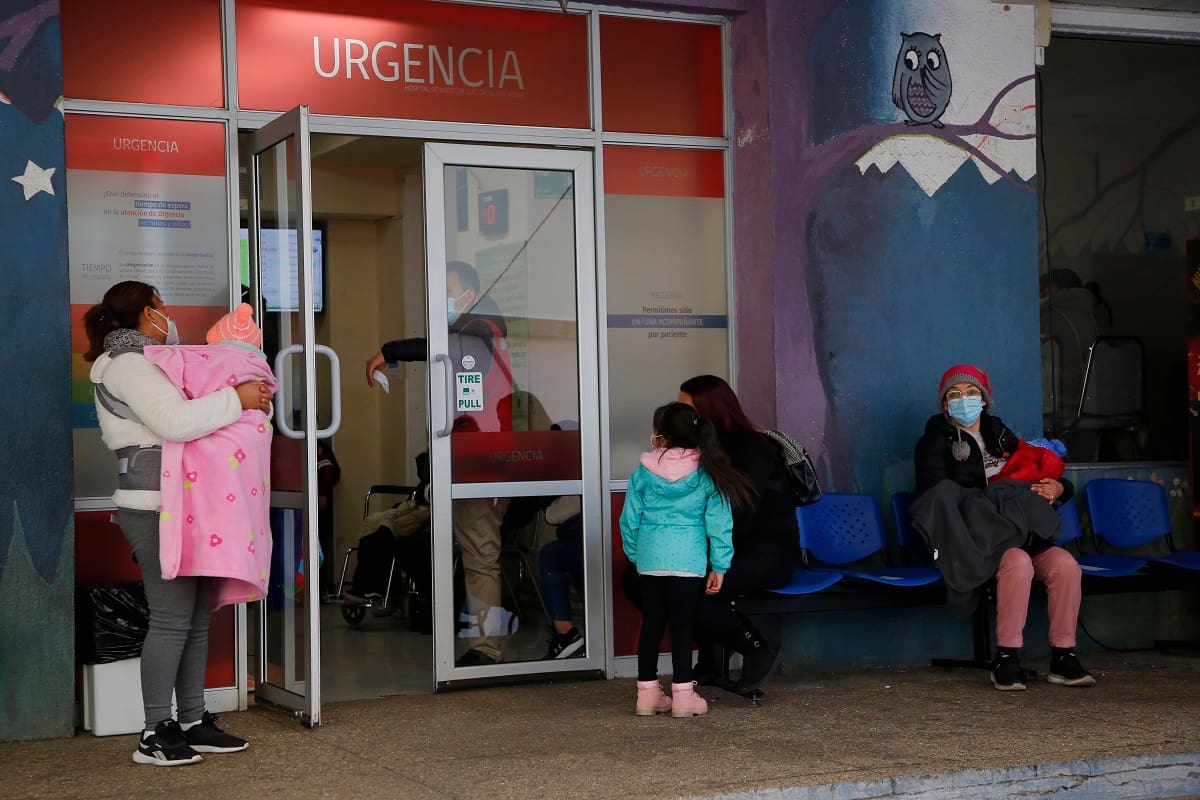 Revisa los síntomas del Covid-19 y de la influenza. Créditos: ATON