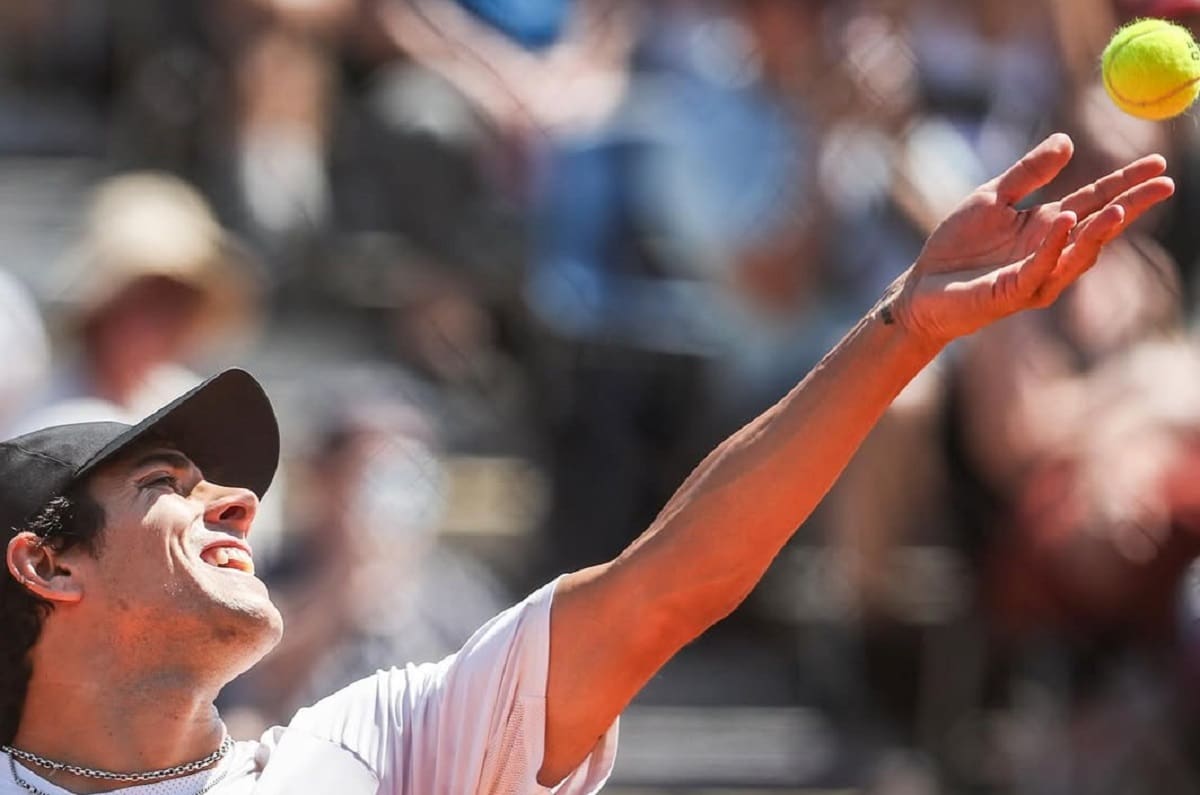 El tenista chileno se enfrebtó al local Ugo Blanchet en semifinales de la qualy del grand slam parisino. Foto: danubeupperaustriaopen