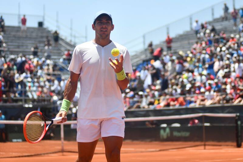 El chileno sorteó con éxito la primera ronda del ATP de Córdoba.