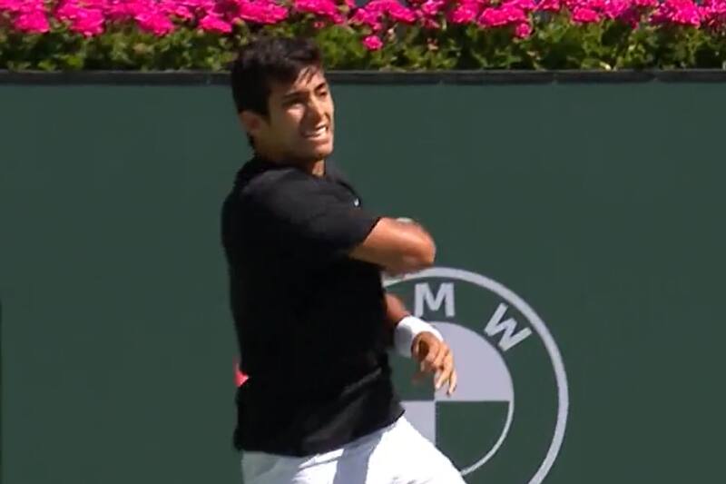 Cristian Garin jugó un gran punto ante Casper Ruud.