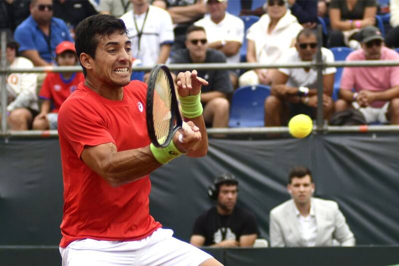 ofreció dura batalla sobre el césped de Ilkley, pero terminó cayendo en tres sets.