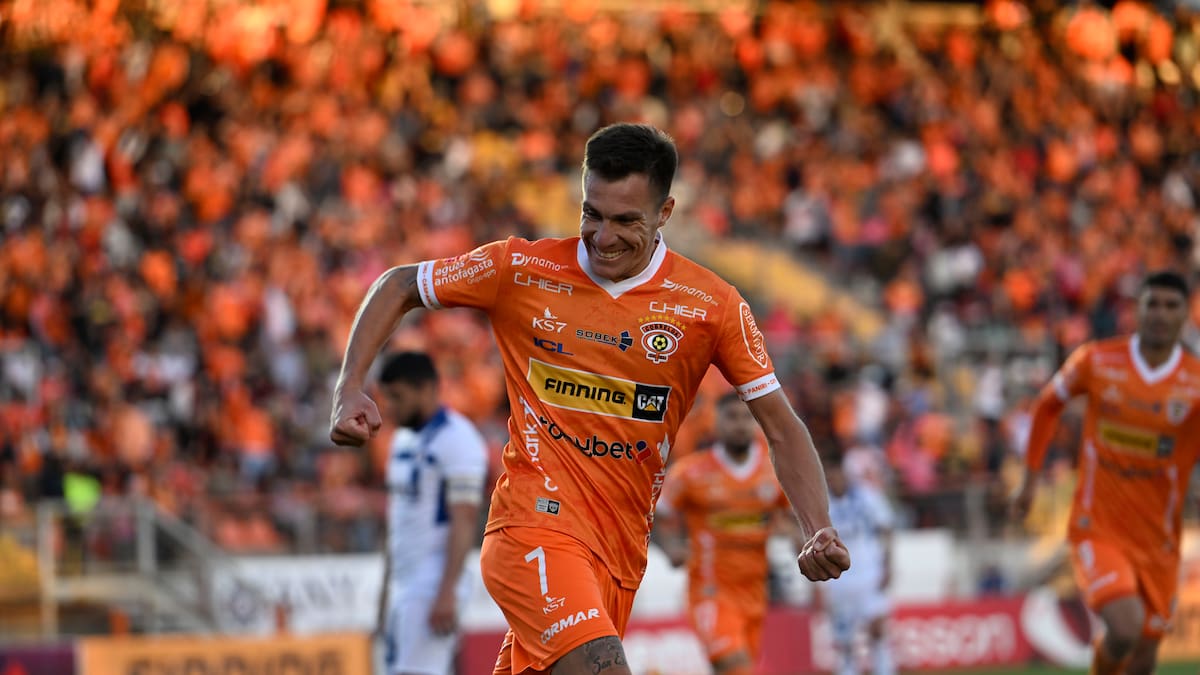 César Bravo rompe el silencio por la ausencia de Cristian Insaurralde en Cobreloa: “Hace falta, pero...”