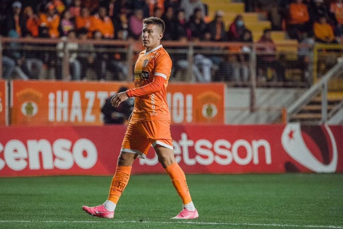 Cristian Insaurralde negocia para continuar en Cobreloa. Foto: Cobreloa @xavierfran_ph