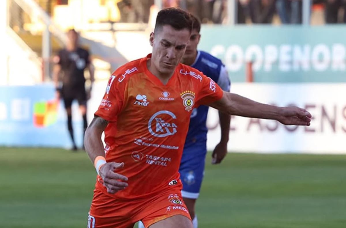 De resistido a figura para seguir líderes en Primera B: el desahogo de Cristián Insaurralde en Cobreloa