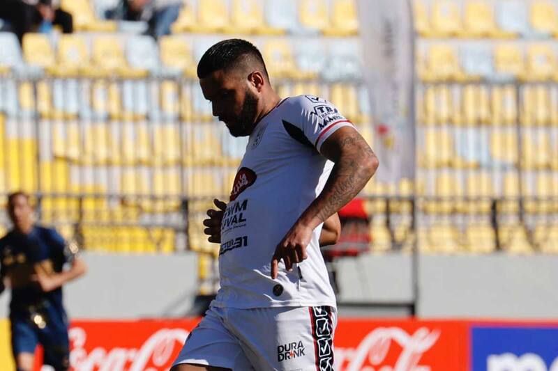 El futbolista de Melipilla ncendió el ventilador luego de la derrota con Puerto Montt.