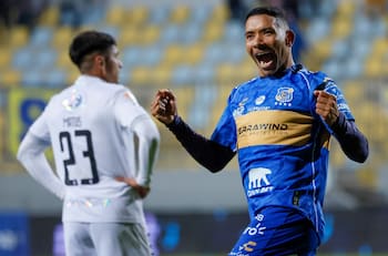 Pese a tener contrato vigente: Cristián Palacios no sigue en Everton y se marcha a este club de Primera División