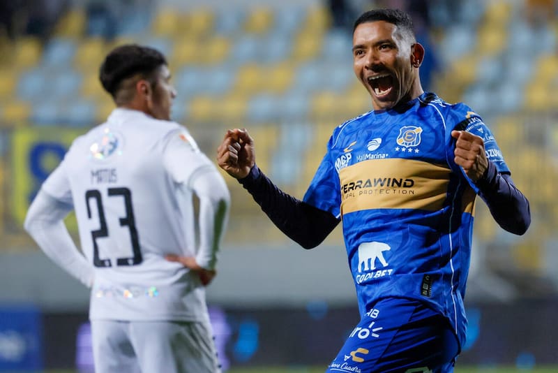 El Chorri no seguirá en Everton para 2026. Foto: Agencia Aton.