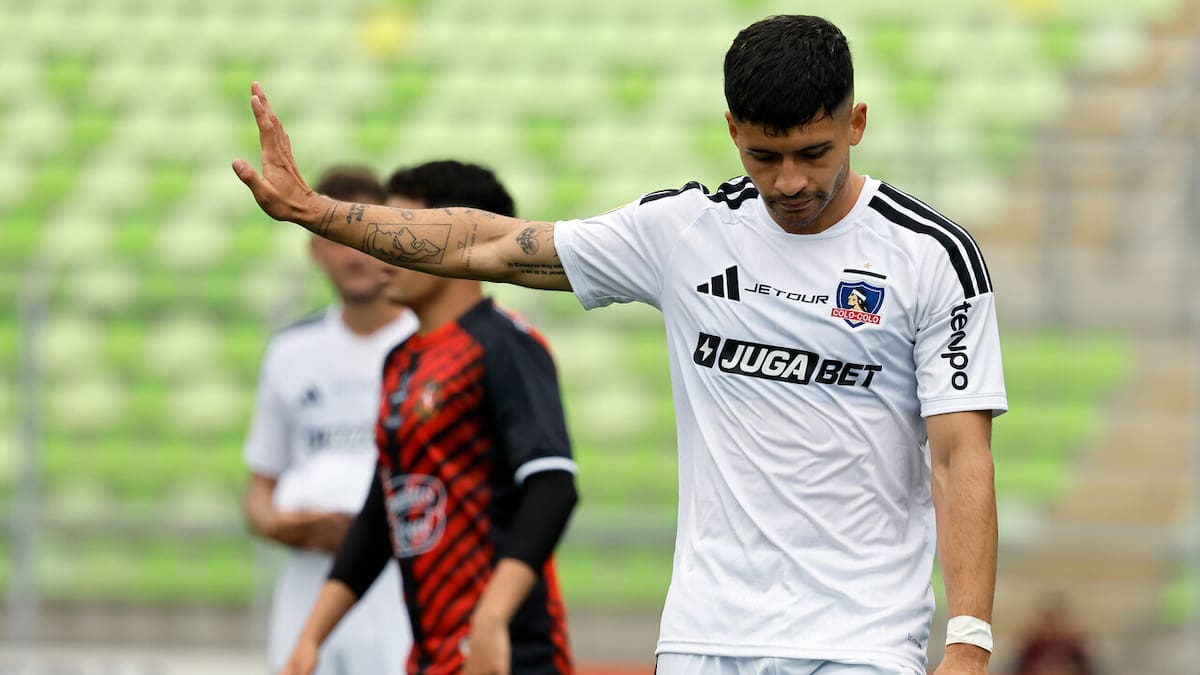 Llegó como refuerzo sorpresa, no convenció a Ortiz y ahora tiene lista su salida de Colo-Colo