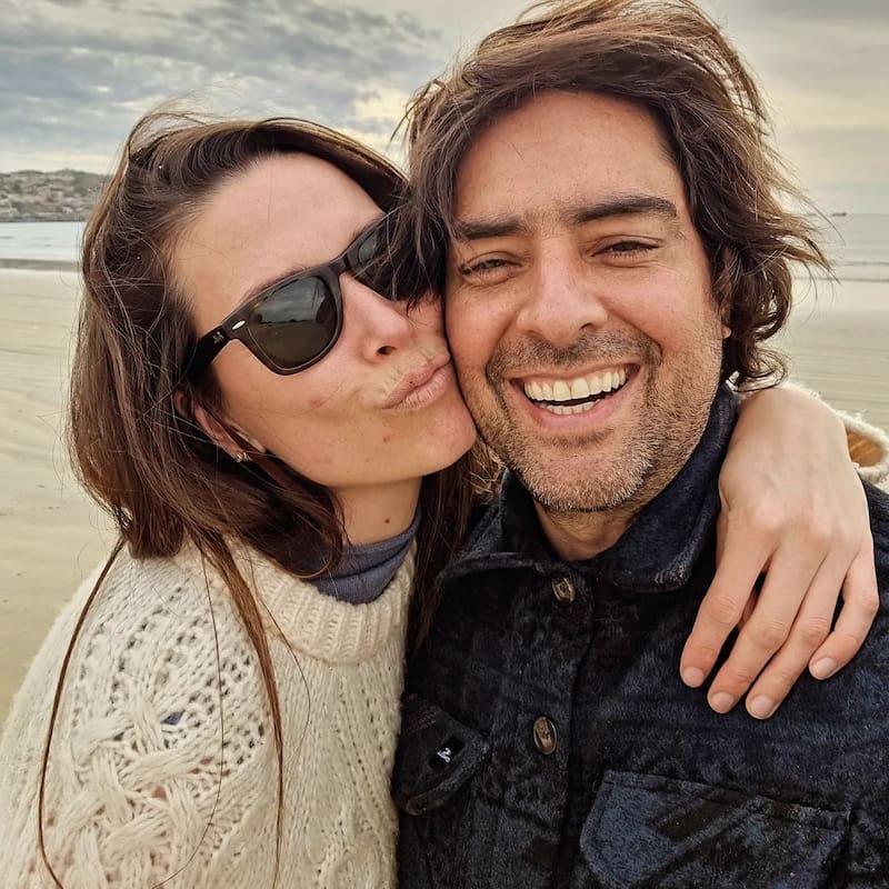 Cristián Riquelme junto a su esposa, Claudia Quinzio