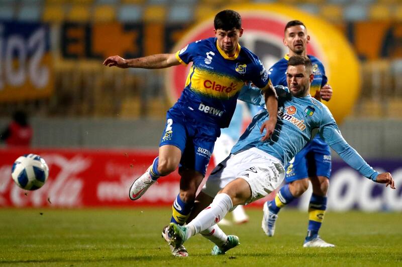 Cristián Riquelme se ilusiona con el título de Everton.
