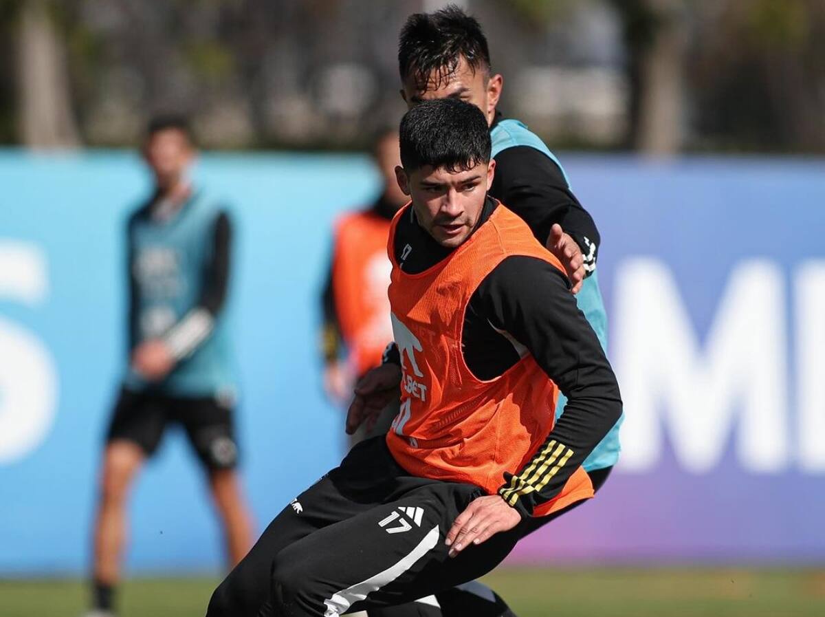 Cristián Riquelme entrenando en Colo Colo