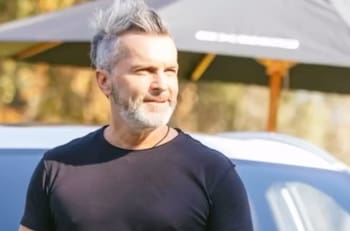 ¿Cuánto cuesta el potente Exeed TXL que conduce Cristián Sánchez?