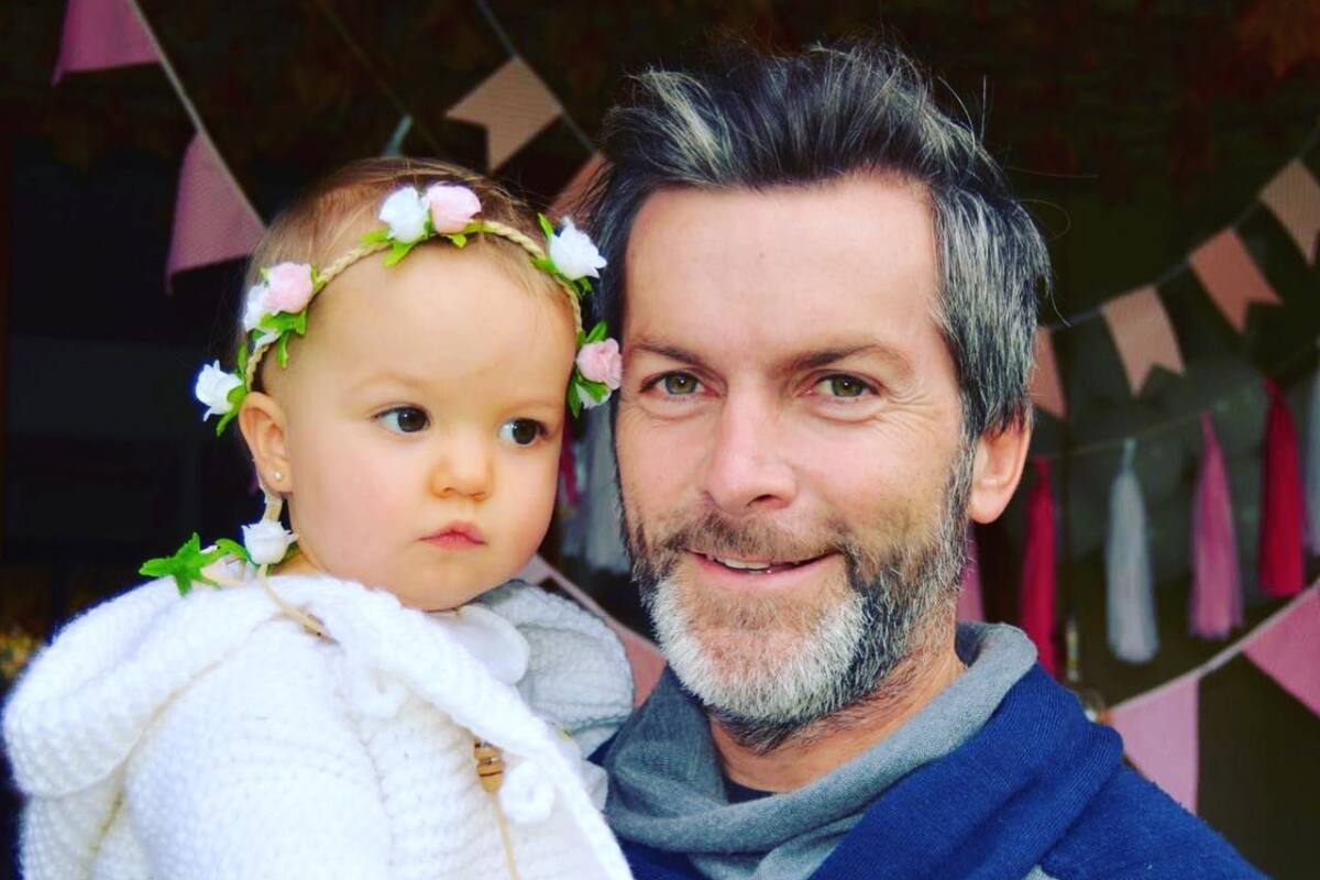 Cristián Sánchez enternece las redes sociales con registro de Gracia, su hija