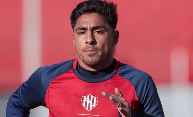 El jugador argentino, que sonó en Colo Colo, sufrió el allanamiento de su casa. Foto: @Union.