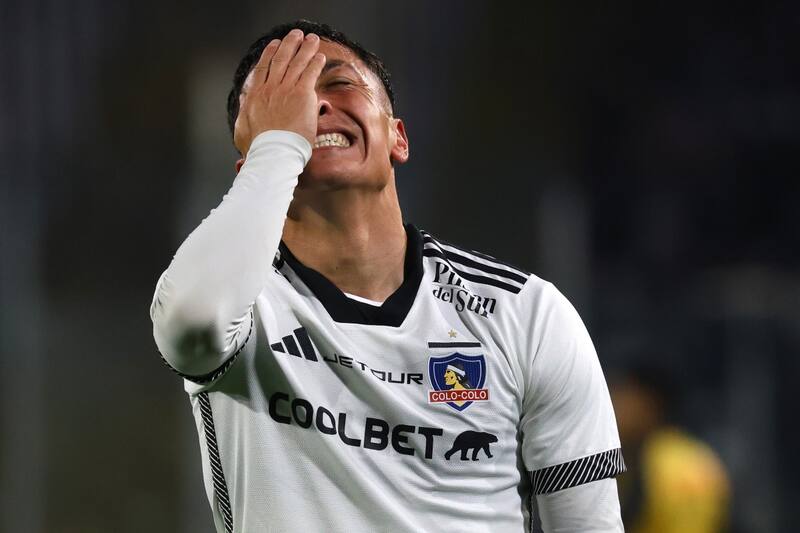 no es titular en Colo Colo.