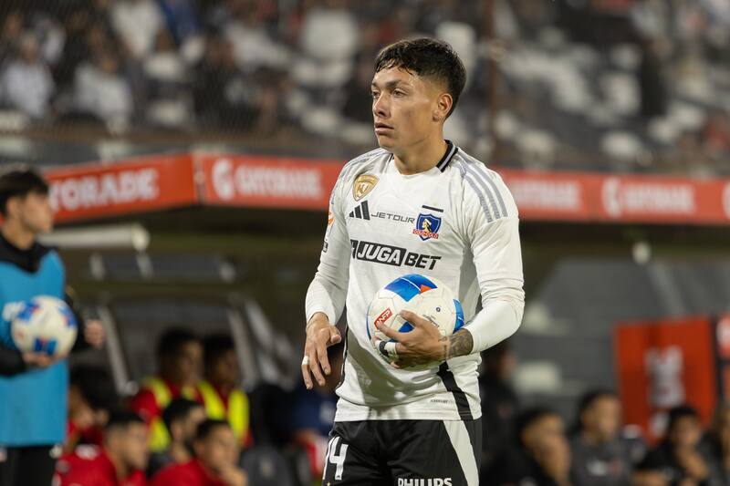 y su futuro en Colo Colo. Foto: Felipe Escobedo