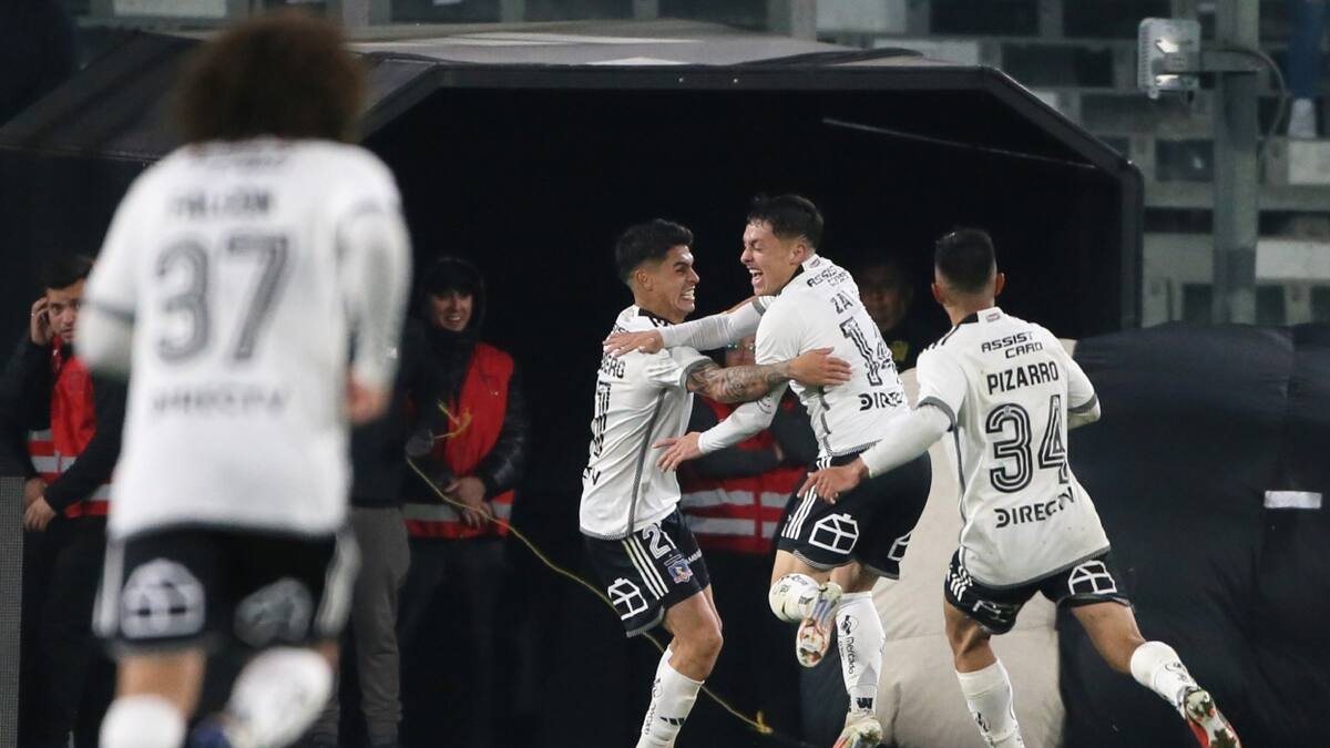 Fuera del once titular: el jugador de Colo Colo que sigue sin convencer a Jorge Almirón