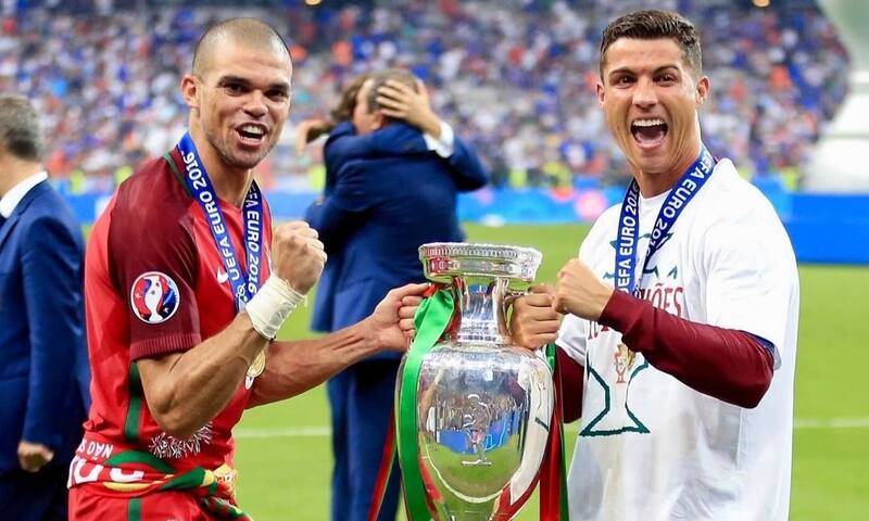 Pepe anunció su retiro del fútbol y CR7 le dedicó una sentidas palabras. Créditos: @cristiano.