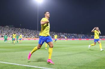 VIDEO | Cristiano Ronaldo anota golazo de tiro libre y le manda mensaje a su hijo: “Mira y aprende”