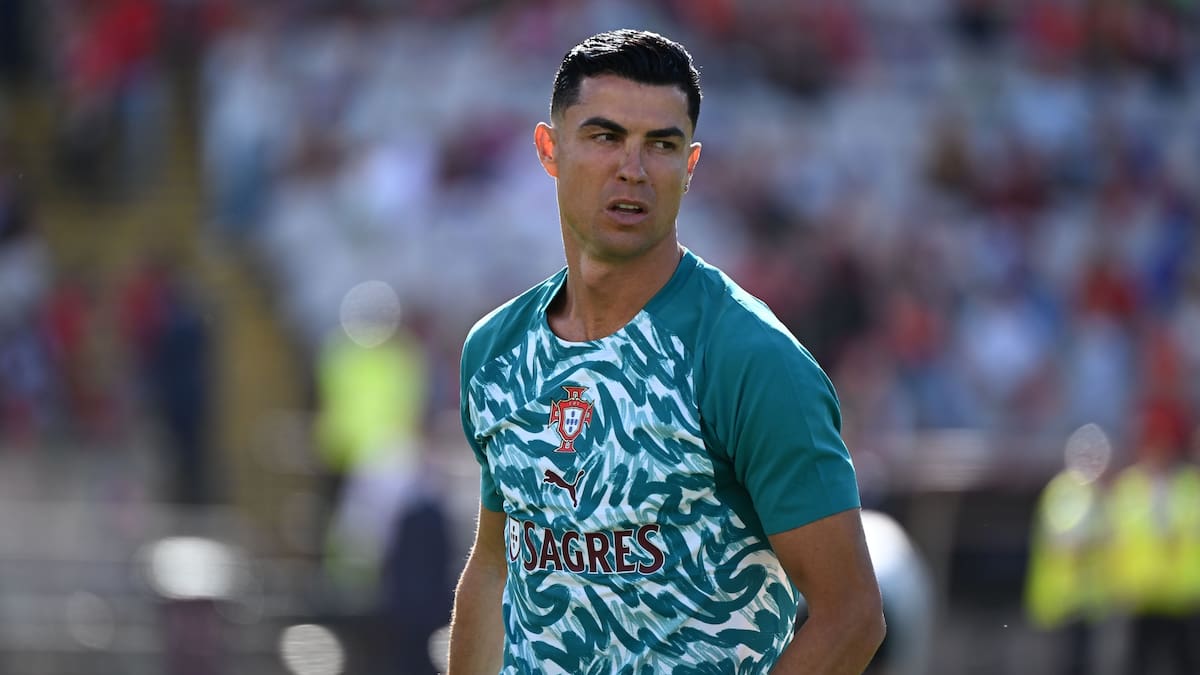 El jugador de La Roja que consiguió la camiseta de Cristiano Ronaldo y la fea actitud de directivos chilenos con el Bicho