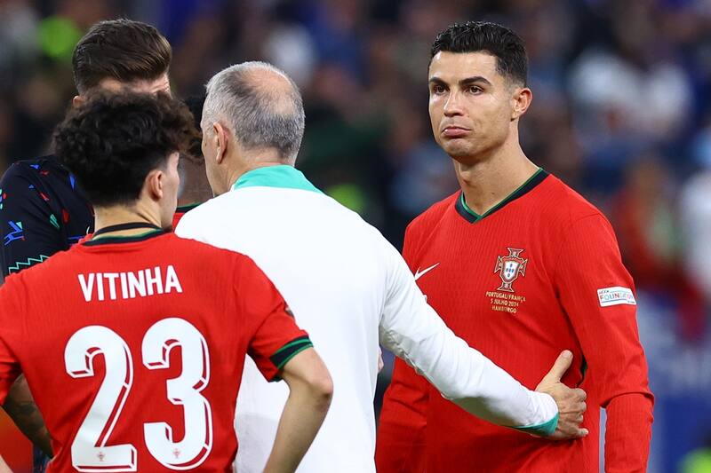 El jugador deberá cancelar una gran suma de dinero en caso de separarse de la modelo. EFE