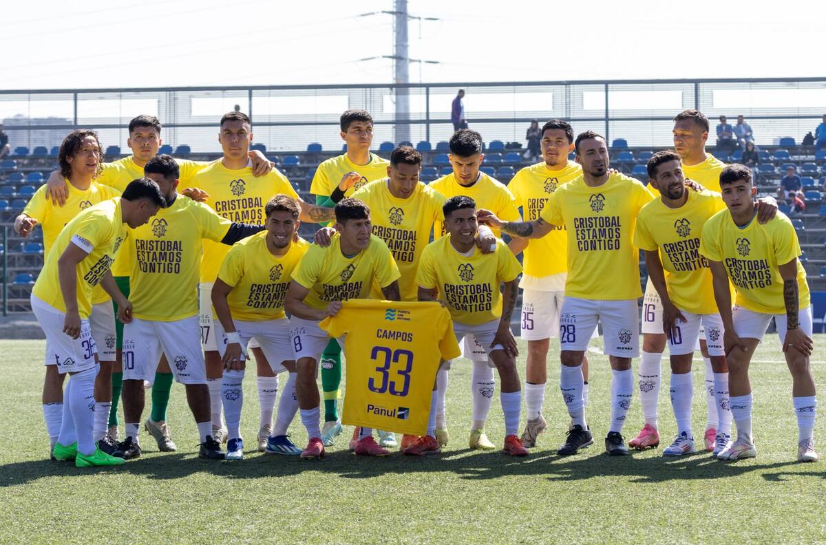 El emocionante homenaje que San Antonio Unido le hizo a Cristóbal Campos