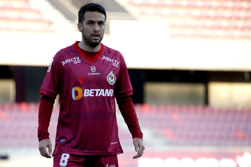 Cristóbal Jorquera en su paso por Deportes La Serena.