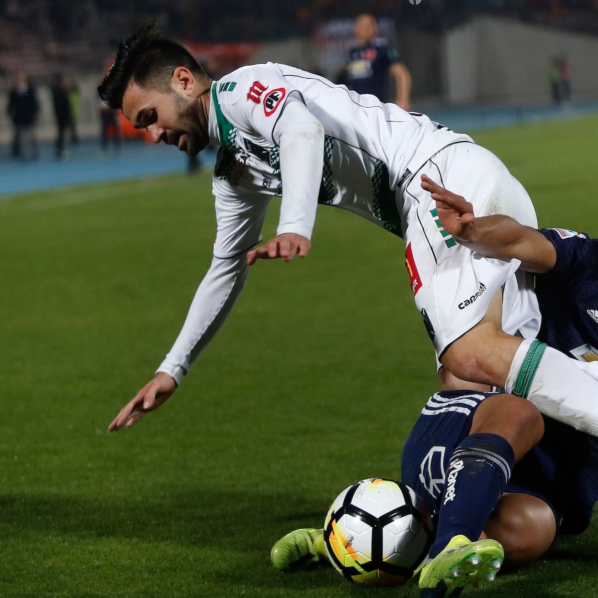 “Sí jugaría en Colo Colo o la UC; soy hincha de la U, pero antes de futbolista, soy padre y esposo”