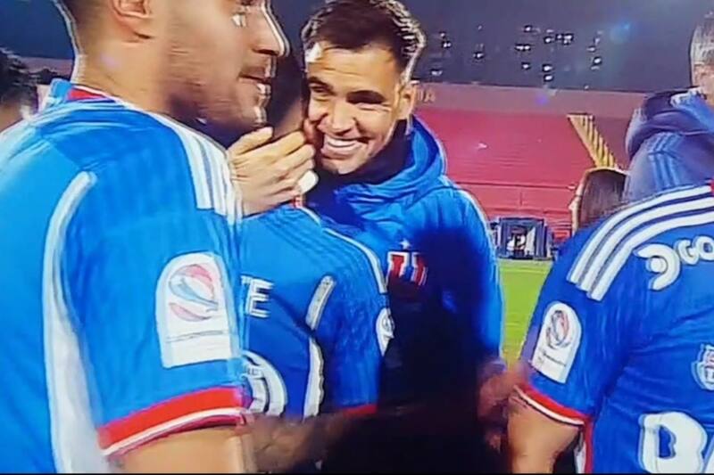Cristopher Toselli no ocultó su alegría por el triunfo de la Universidad de Chile ante Universidad Católica.