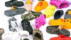 Una de las empresas de calzado más importantes del mundo se ve amenazada por prohibición en escuelas