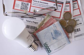 Confirman importante baja en las cuentas de la luz tras detectarse insólito error: ¿Cuándo comenzará a aplicarse?