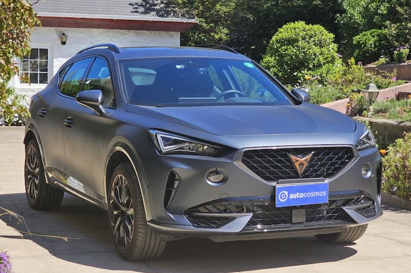 La versión híbrida enchufable del SUV español una apuesta eficiente y con toques deportivos.