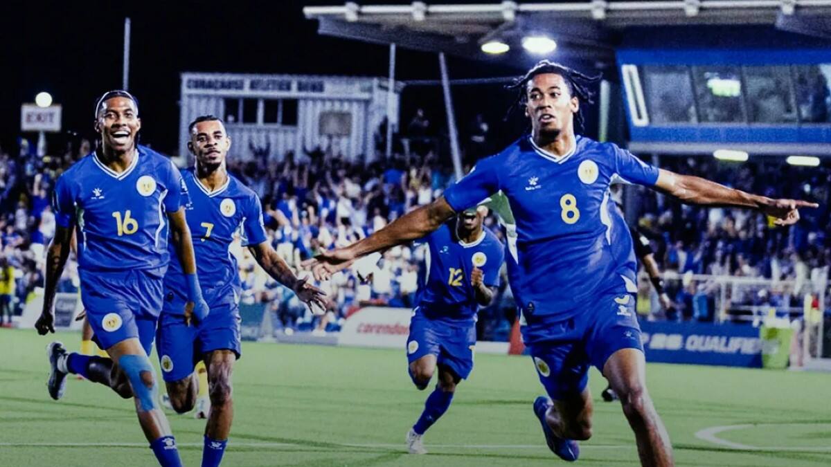 La selección sudamericana que tiene menos del 1% de la población de Chile y está a un paso de su primer Mundial