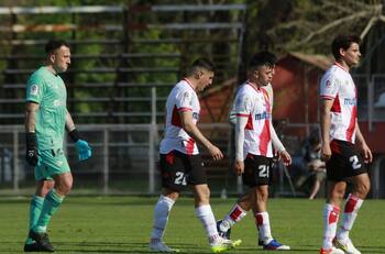Histórico de Colo Colo es la primera opción para asumir como nuevo técnico de Curicó Unido