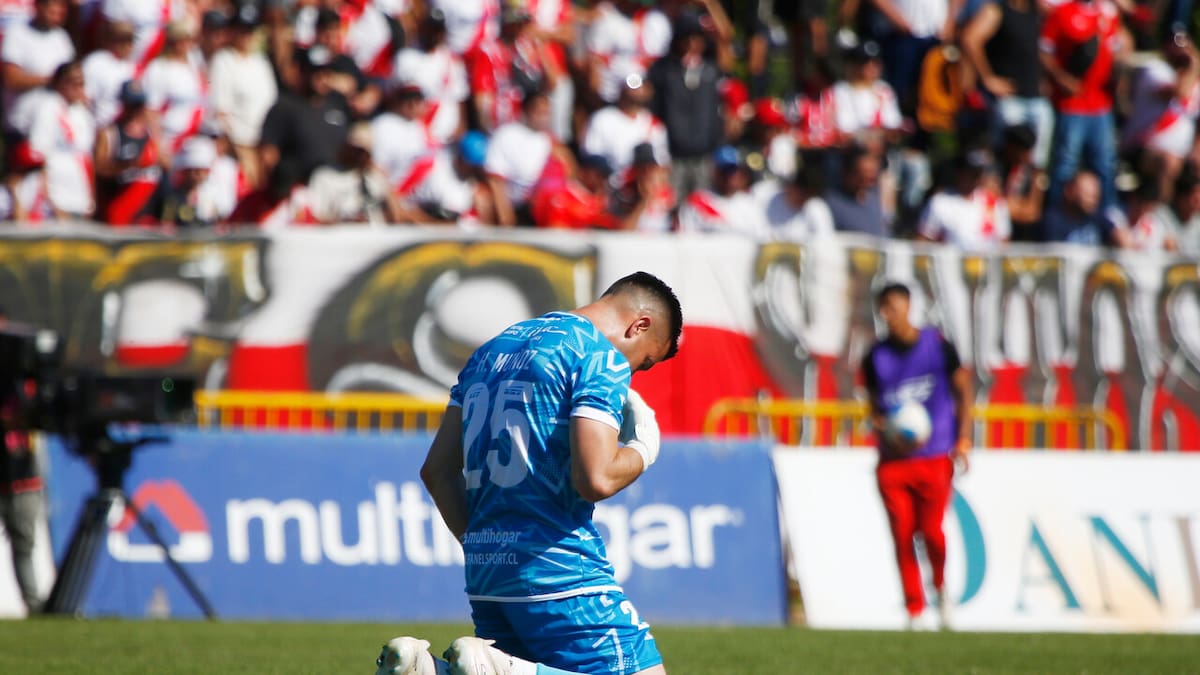 Nuevo mazazo en el fútbol chileno: equipo de Primera B sufre resta de puntos de cara a la segunda rueda