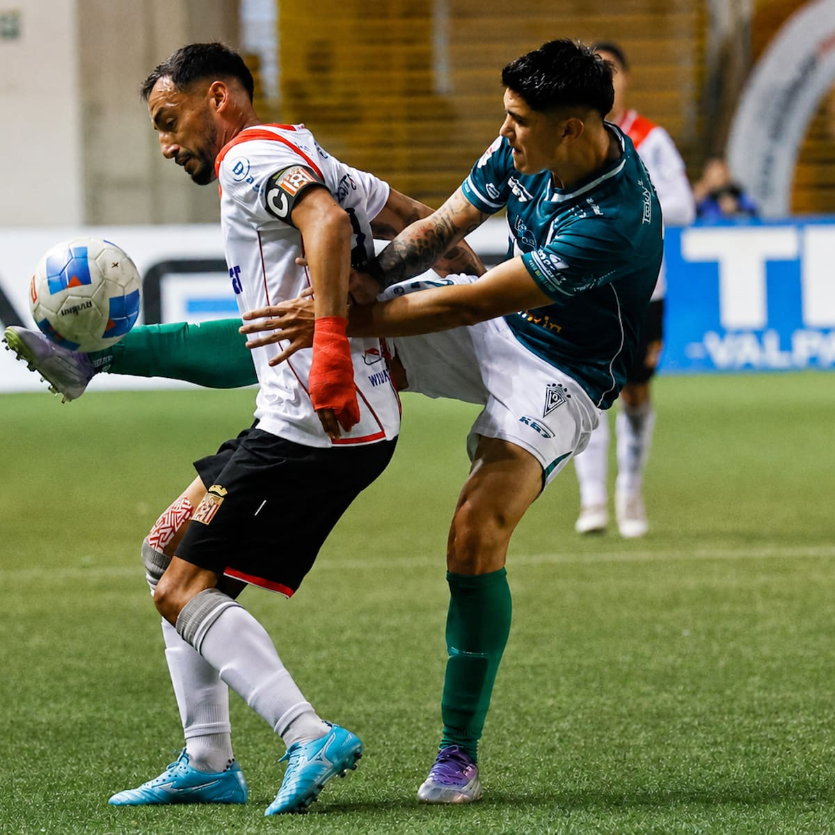 Curicó Unido vs Santiago Wanderers: Hora y dónde ver hoy el partido por la Primera B
